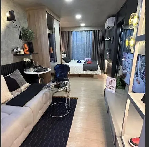 Atmoz Season Ladkrabang Aparthotel Bangkok